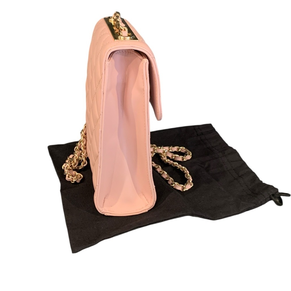 🆕 Chanel Style Peach Leather Pearl Crush Chain Phone Holder Bag 🆕 - Picture 6 of 14